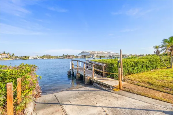 $1,599,000 | 211 Louella Lane, Nokomis, FL 34275
