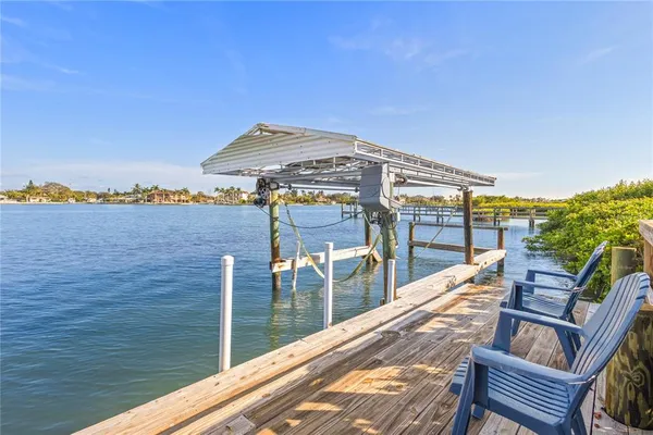 $1,599,000 | 211 Louella Lane, Nokomis, FL 34275