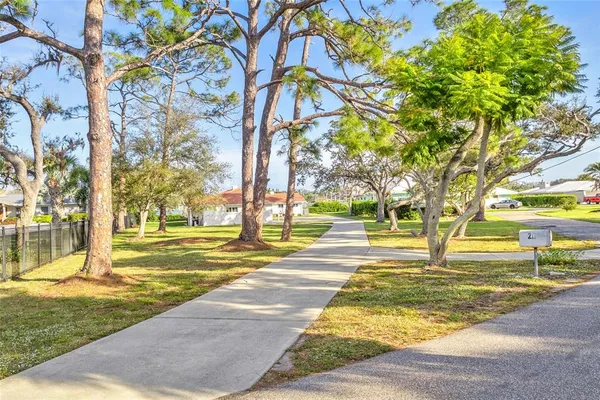 $1,599,000 | 211 Louella Lane, Nokomis, FL 34275