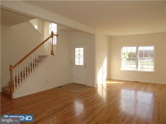 11972 Academy Road Philadelphia, PA 19154 - Photo 5 of 11 Gallery Image 5