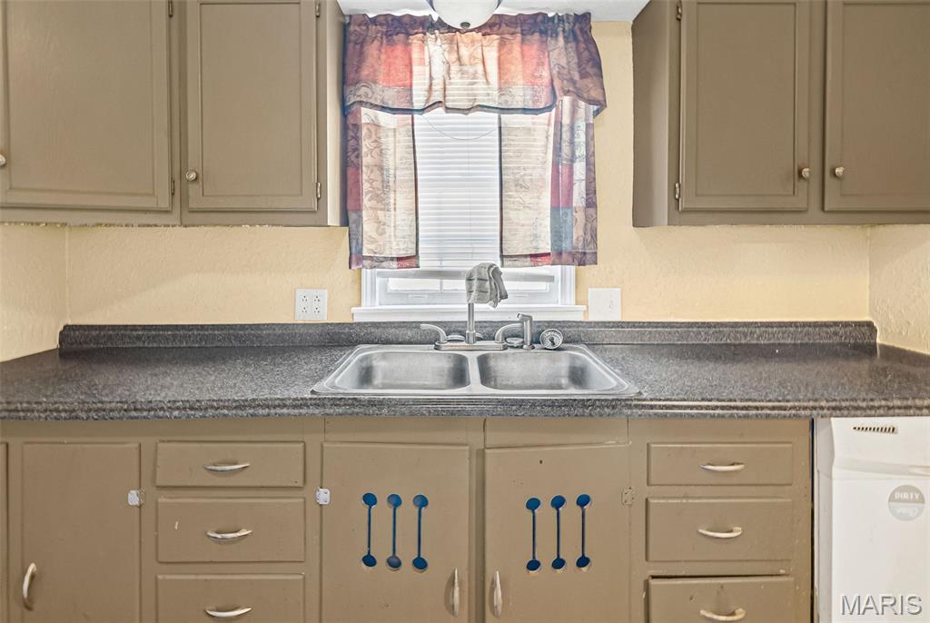 204 South Euclid Street Marissa, IL 62257 - Photo 12 of 30