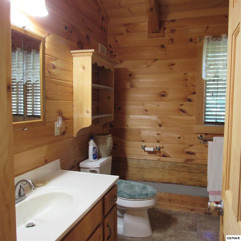 1675 Bluff Ridge Road Sevierville, TN 37876 - Photo 15 of 24 Gallery Image 15