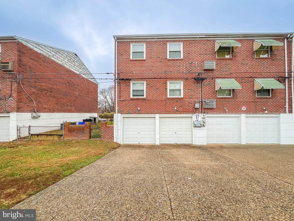 10843 Academy Road Philadelphia, PA 19154 - Photo 43 of 44 a view of a house with swimming pool