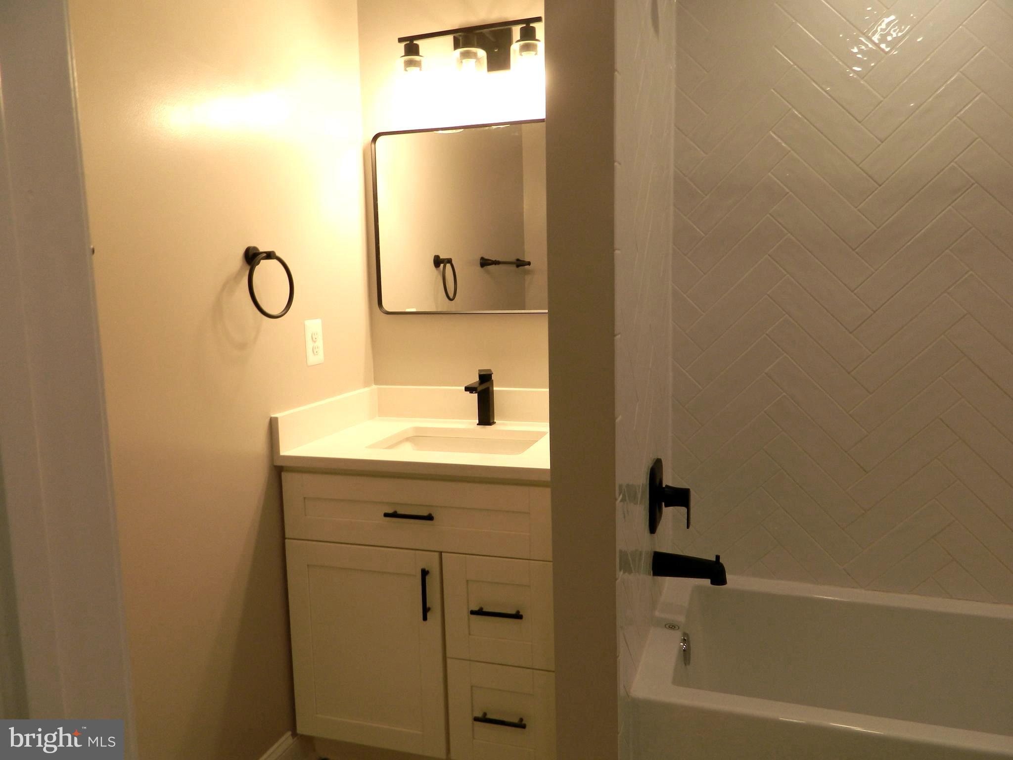 7656 Kindler Road Laurel, MD 20723 - Photo 13 of 13 Full Bathroom
