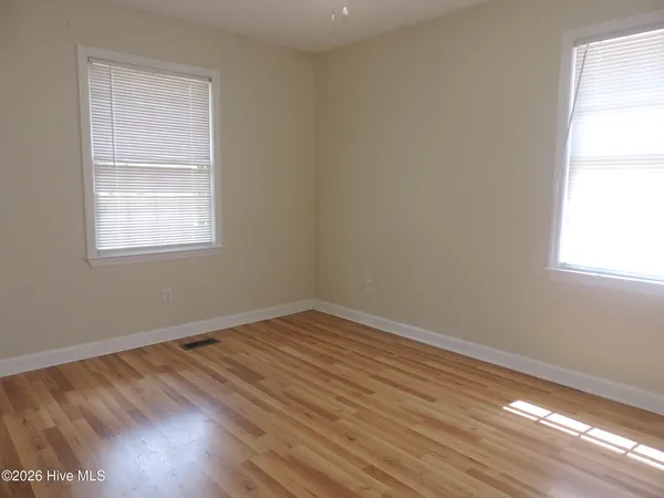 $320,000 | 209 Shoreline Drive, New Bern, NC 28562
