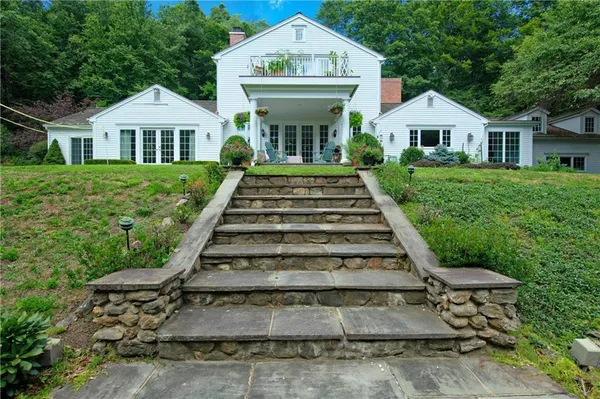 $2,095,000 | 1030 Washington-Woodbury Road, Roxbury, CT 06783