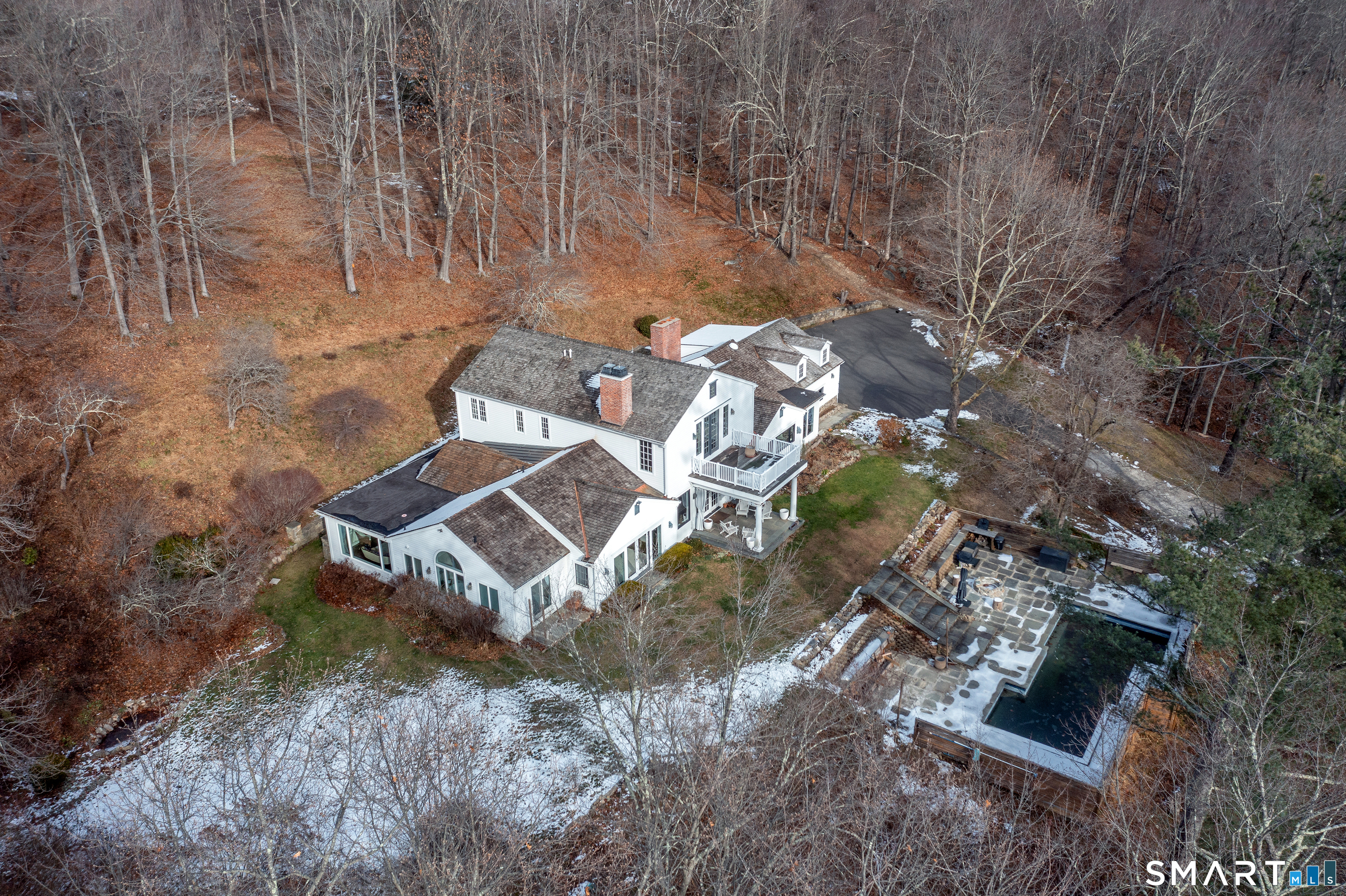 1030 Washington-Woodbury Road Roxbury, CT 06783 - Photo 6 of 40 a view of outdoor space with seating