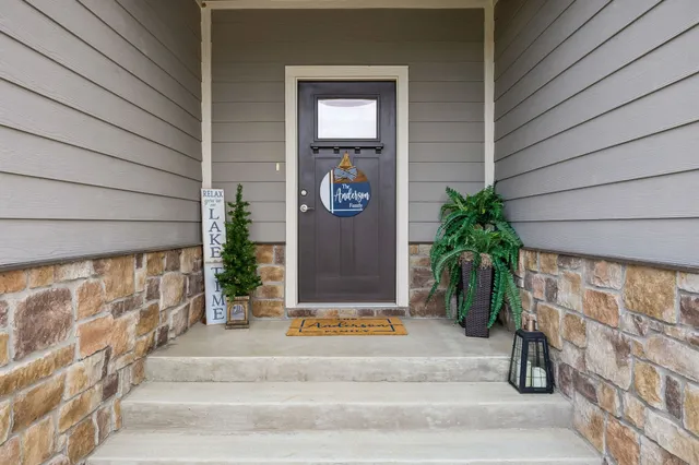 $489,900 | 137 Campfire Court, Winchester, TN 37398