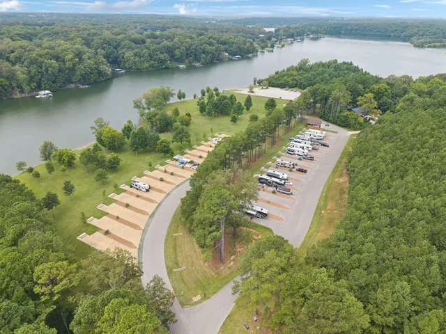 $489,900 | 137 Campfire Court, Winchester, TN 37398