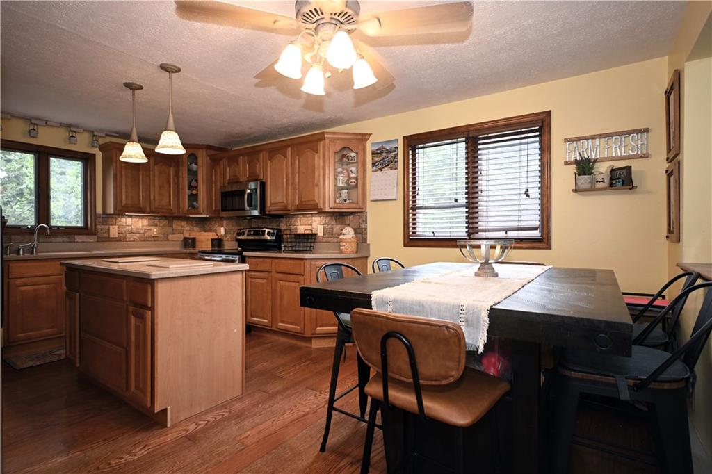 391 Maple Road Burgettstown, PA 15021 - Photo 12 of 44