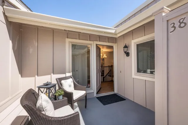 a house view with a outdoor space