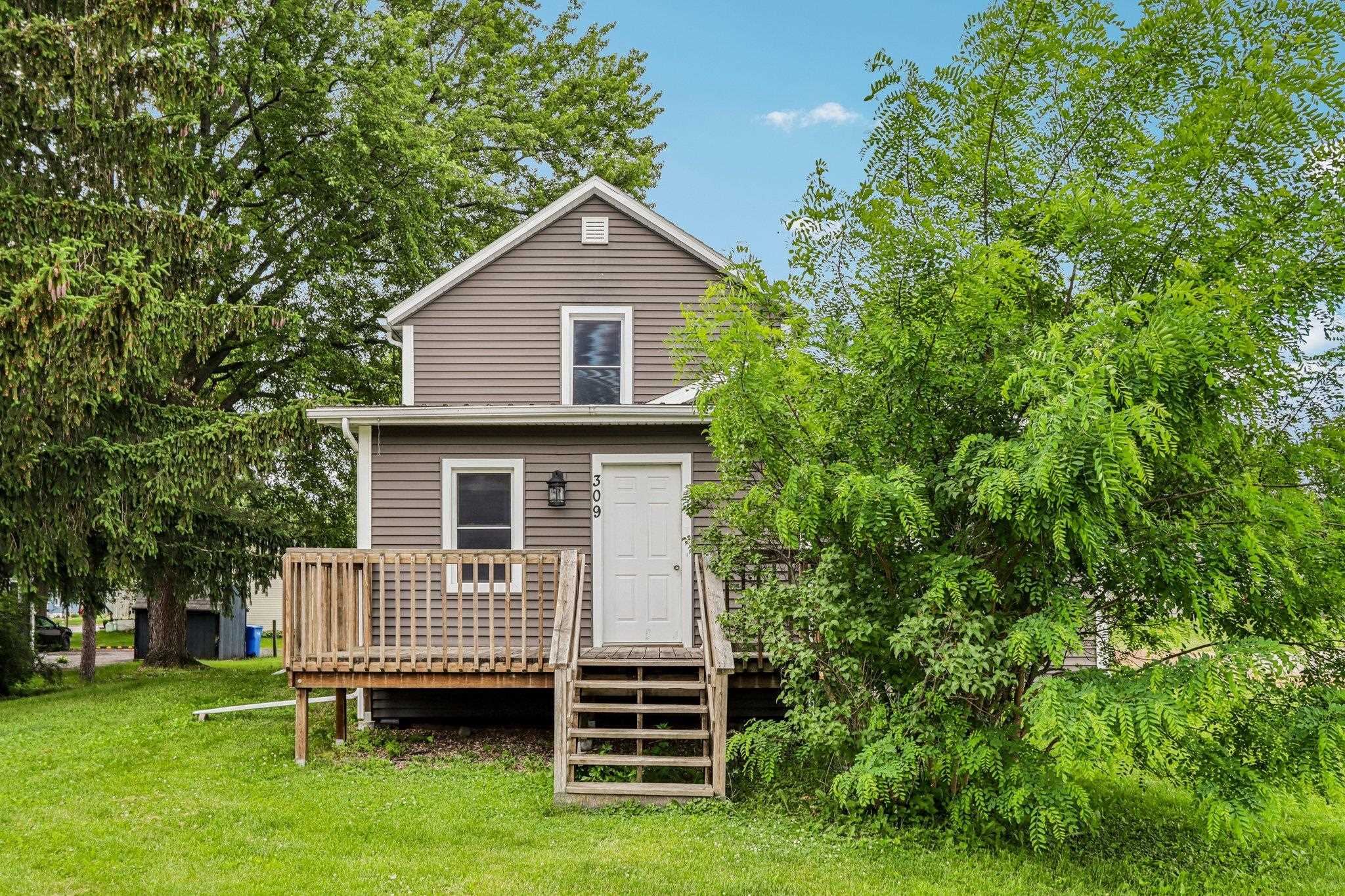 309 Cedar Street Baraboo, WI 53913 - Photo 51 of 55