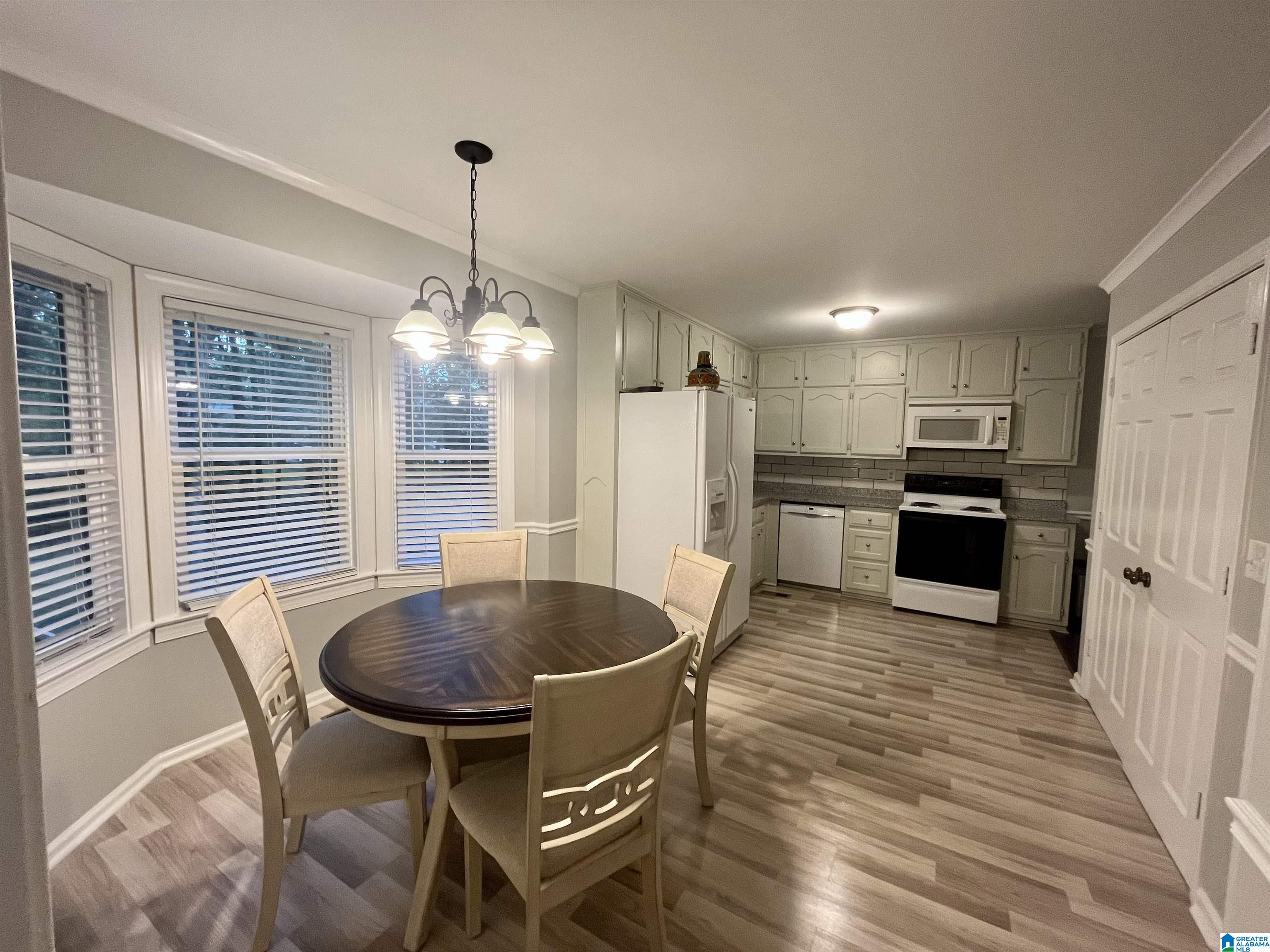 303 Fran Lane Alabaster, AL 35007 - Photo 7 of 22