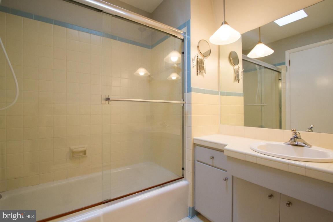 535 Somerset Road Lancaster, PA 17601 - Photo 33 of 45