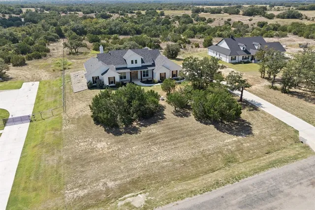 $989,900 | 1208 Eagles Blf Drive, Weatherford, TX 76087