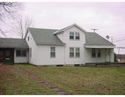 3603 Mercer Road New Castle, PA 16105 - Photo 1 of 7 Exterior Front.