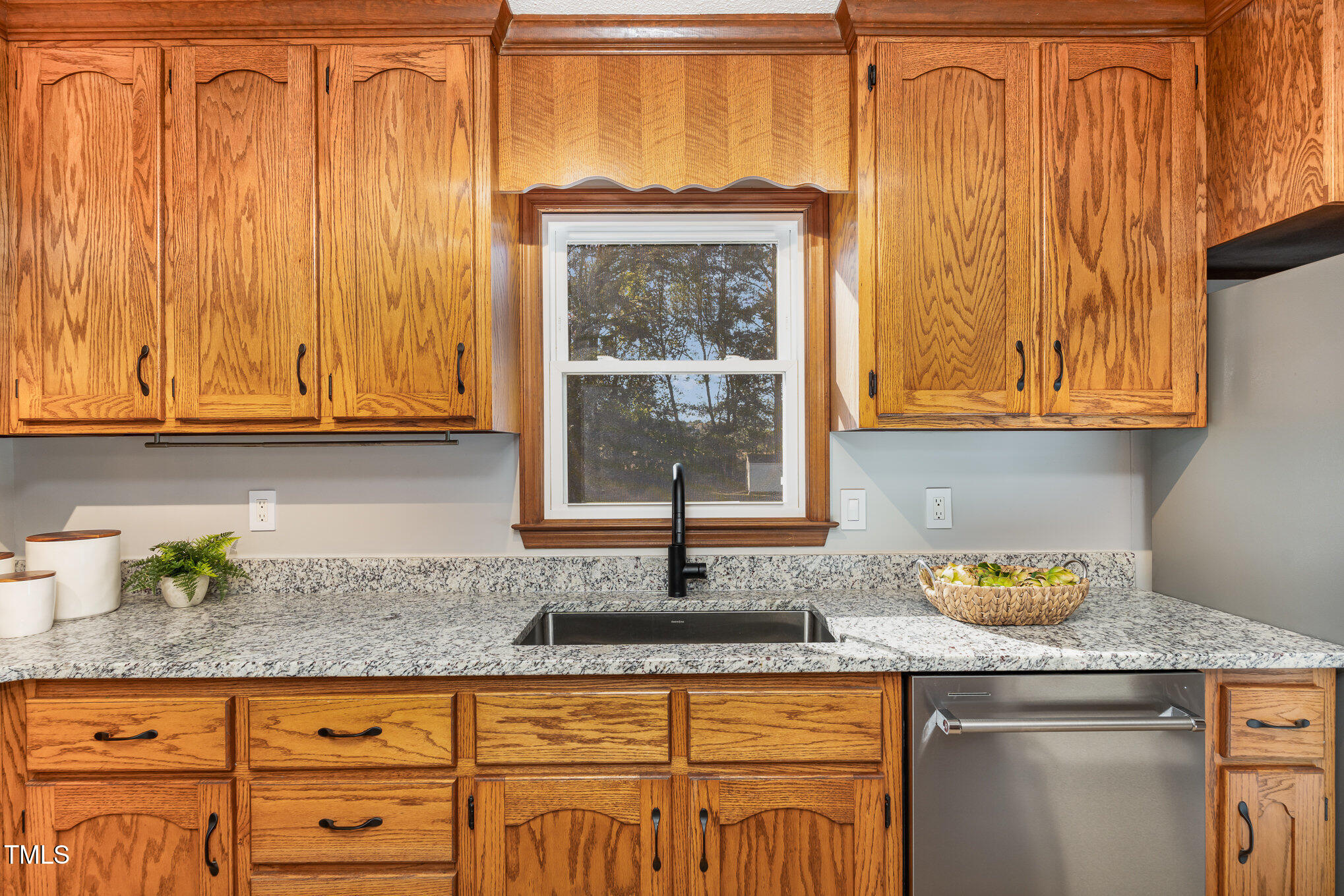 5820 Hampton Ridge Road Raleigh, NC 27603 - Photo 6 of 12 Kitchen