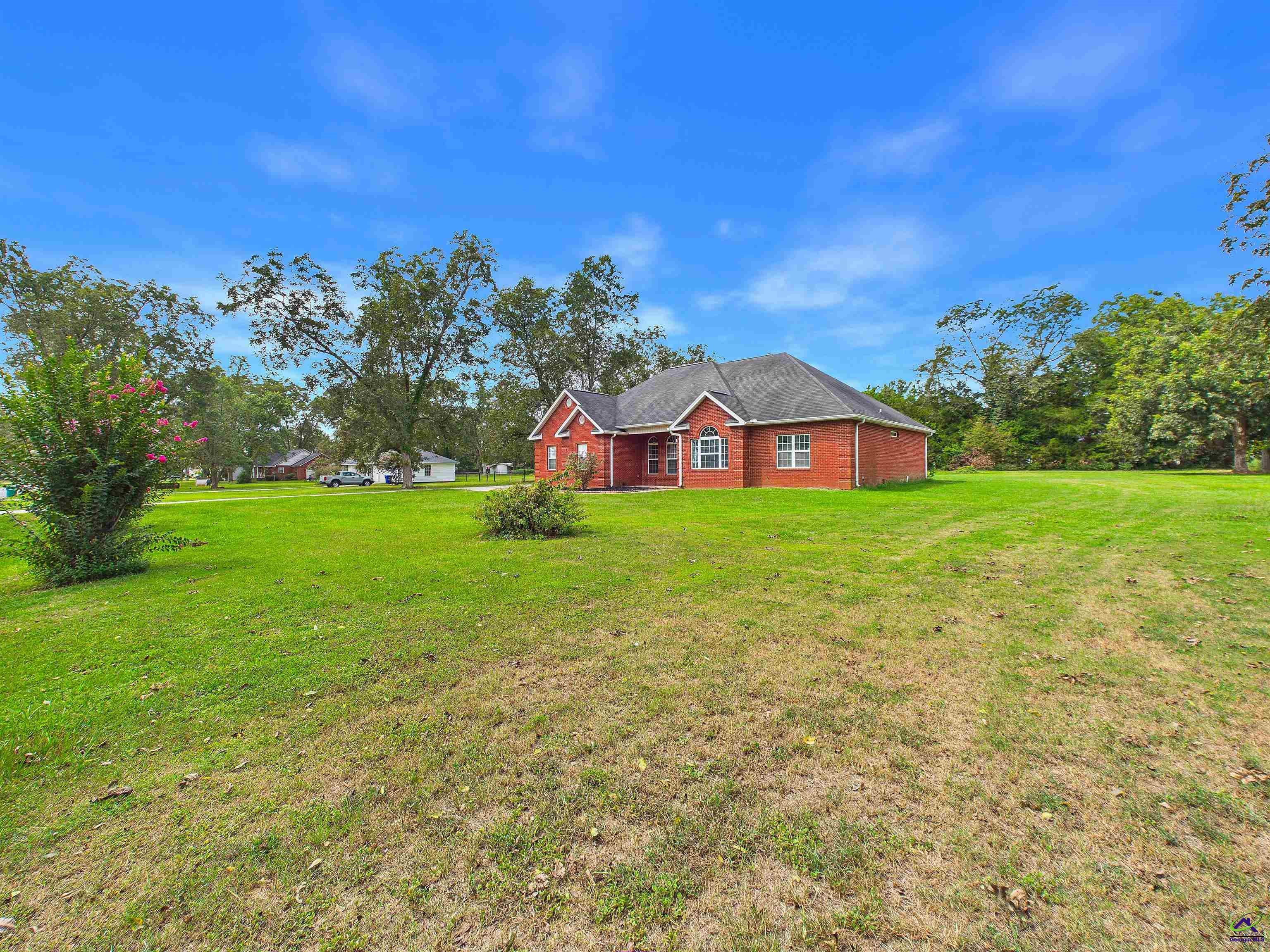 118 Joshua Street Perry, GA 31069 - Photo 3 of 84 Gallery Image 3