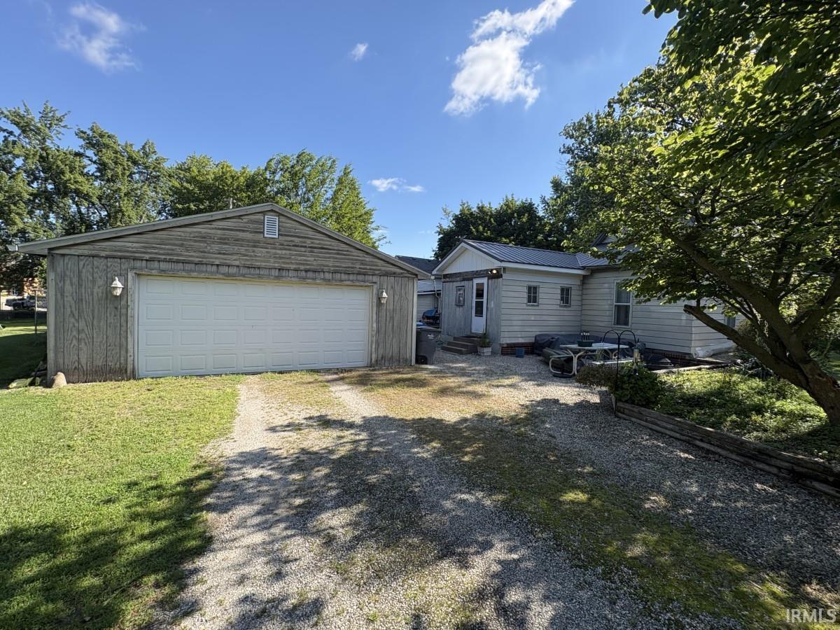 111 South Spring Street Wakarusa, IN 46573 - Photo 19 of 19
