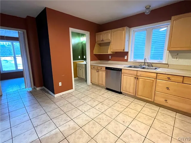 $179,000 | 626 Fellows Avenue, Syracuse, NY 13210