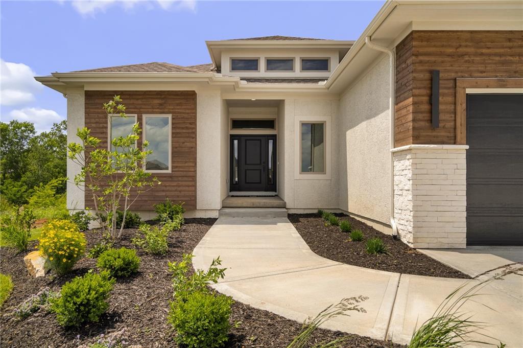 11216 South Gleason Road Olathe, KS 66061 - Photo 3 of 59