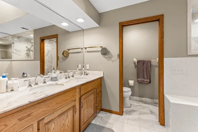 $589,000 | 1110 Hollybrook Drive, Wayzata, MN 55391