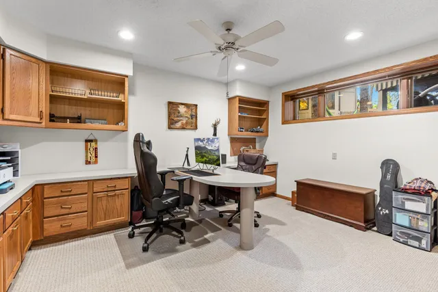 $589,000 | 1110 Hollybrook Drive, Wayzata, MN 55391