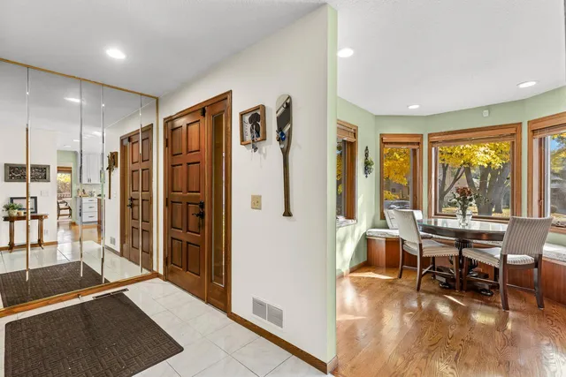 $589,000 | 1110 Hollybrook Drive, Wayzata, MN 55391