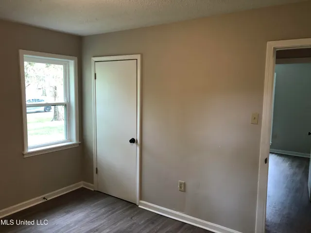 $1,495 | 5662 Caroline Drive, Horn Lake, MS 38637