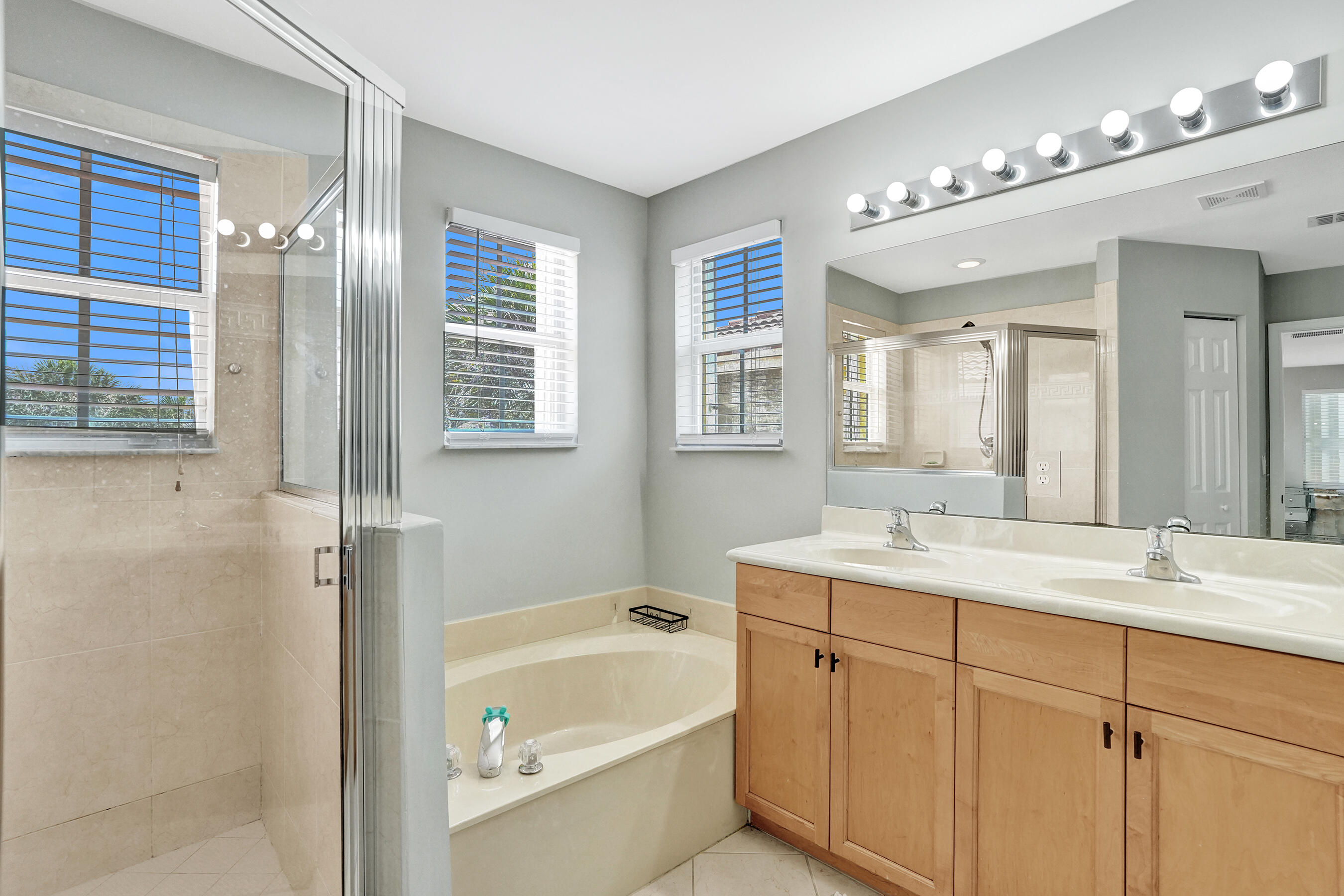 5262 Southwest 155th Avenue Miramar, FL 33027 - Photo 20 of 78 DSC00755