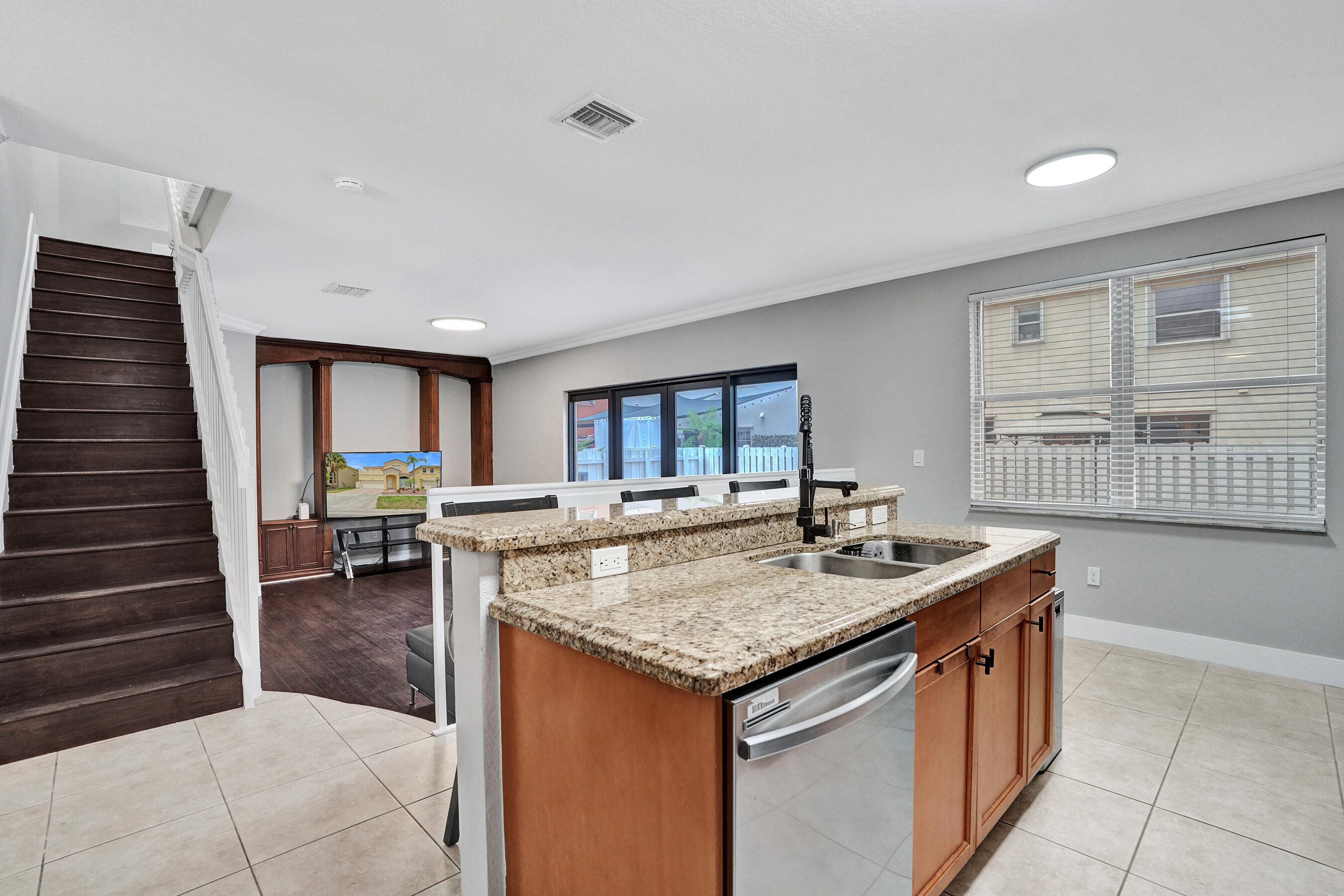 5262 Southwest 155th Avenue Miramar, FL 33027 - Photo 39 of 78 DSC00674