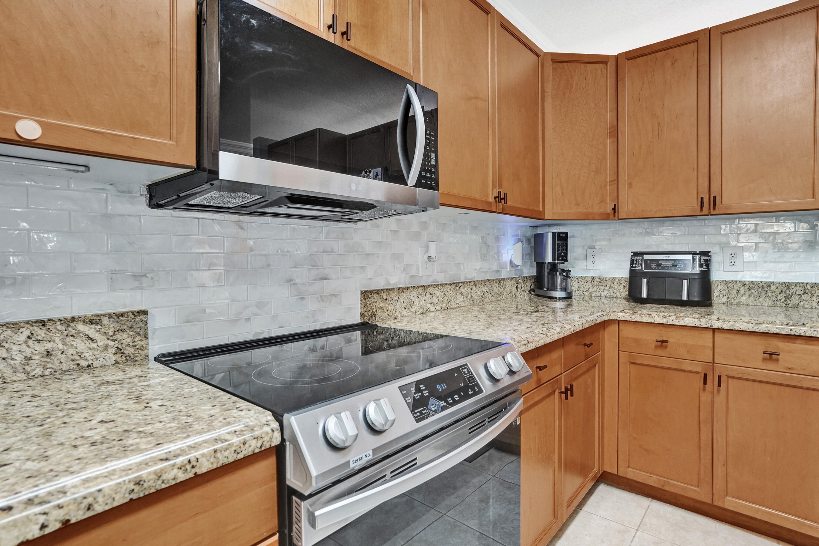 5262 Southwest 155th Avenue Miramar, FL 33027 - Photo 42 of 78 DSC00665