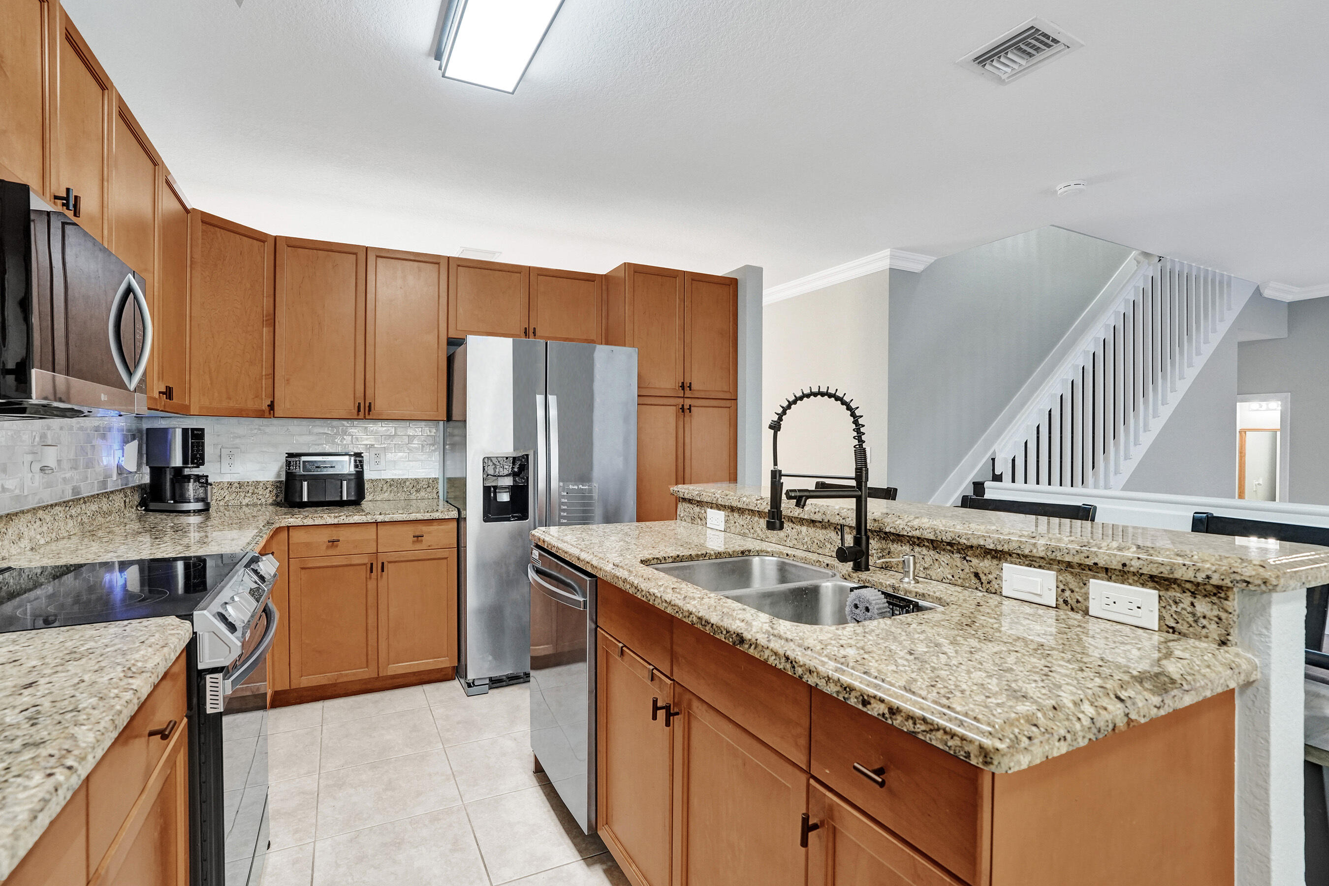 5262 Southwest 155th Avenue Miramar, FL 33027 - Photo 44 of 78 DSC00659