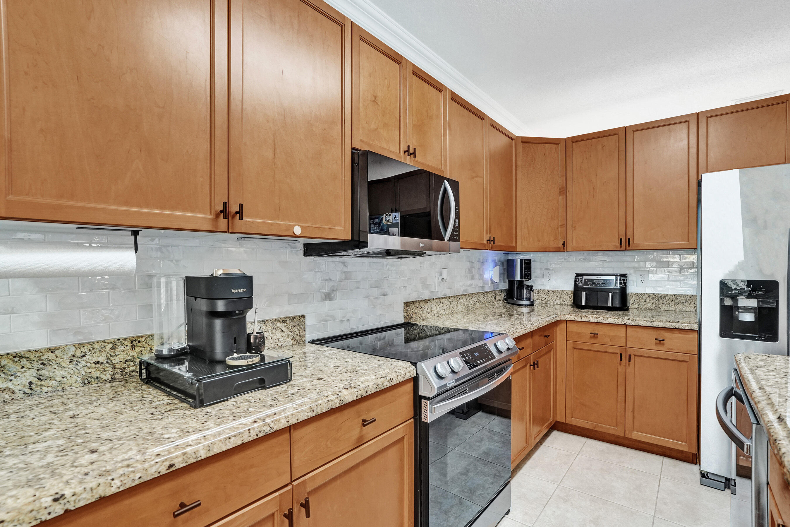 5262 Southwest 155th Avenue Miramar, FL 33027 - Photo 45 of 78 DSC00656