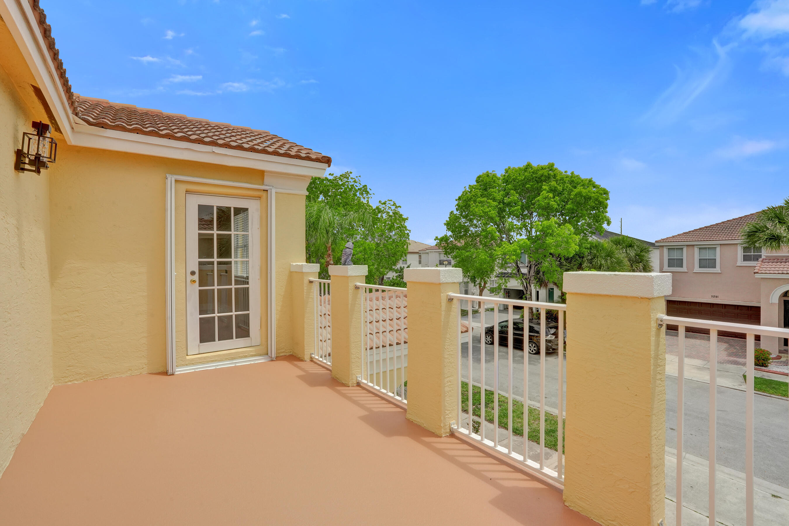 5262 Southwest 155th Avenue Miramar, FL 33027 - Photo 10 of 78 DSC00743