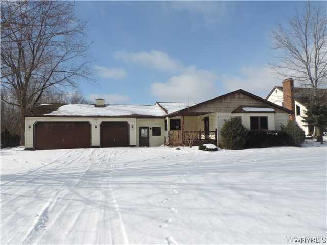 6312 Ward Road Wheatfield, NY 14132 - Photo 1 of 1 Exterior Front. The lot is 100 x 187 .
