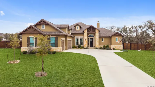 $659,000 | 527 James Way, Castroville, TX 78009