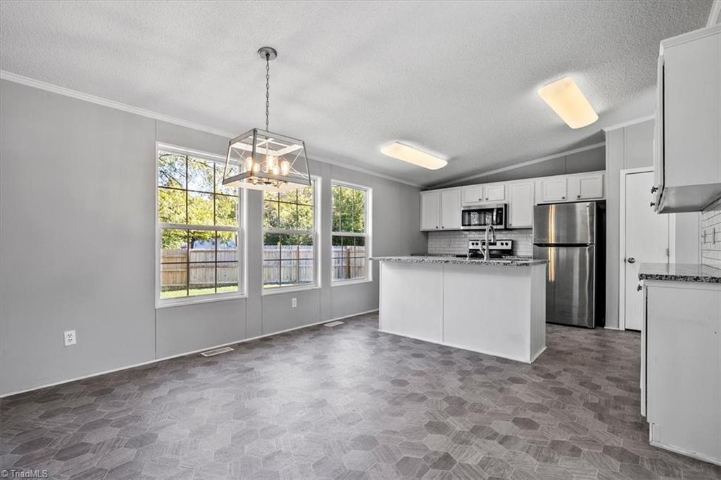 1703 East Meadow Road Eden, NC 27288 - Photo 13 of 33 Gallery Image 13