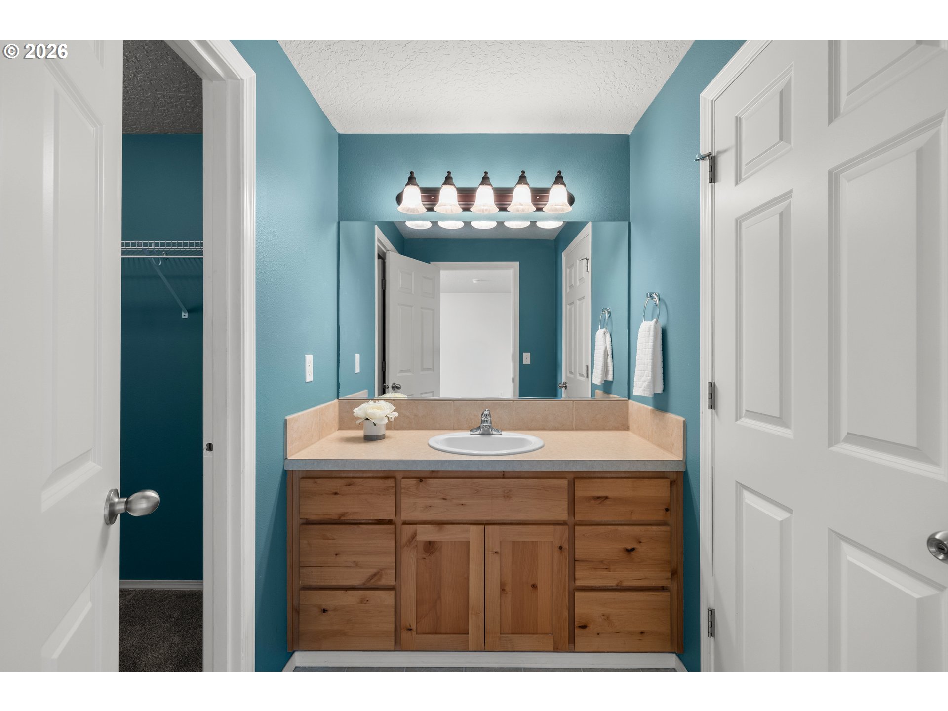 413 Lair Lane Newberg, OR 97132 - Photo 25 of 32 Bathroom, Attached