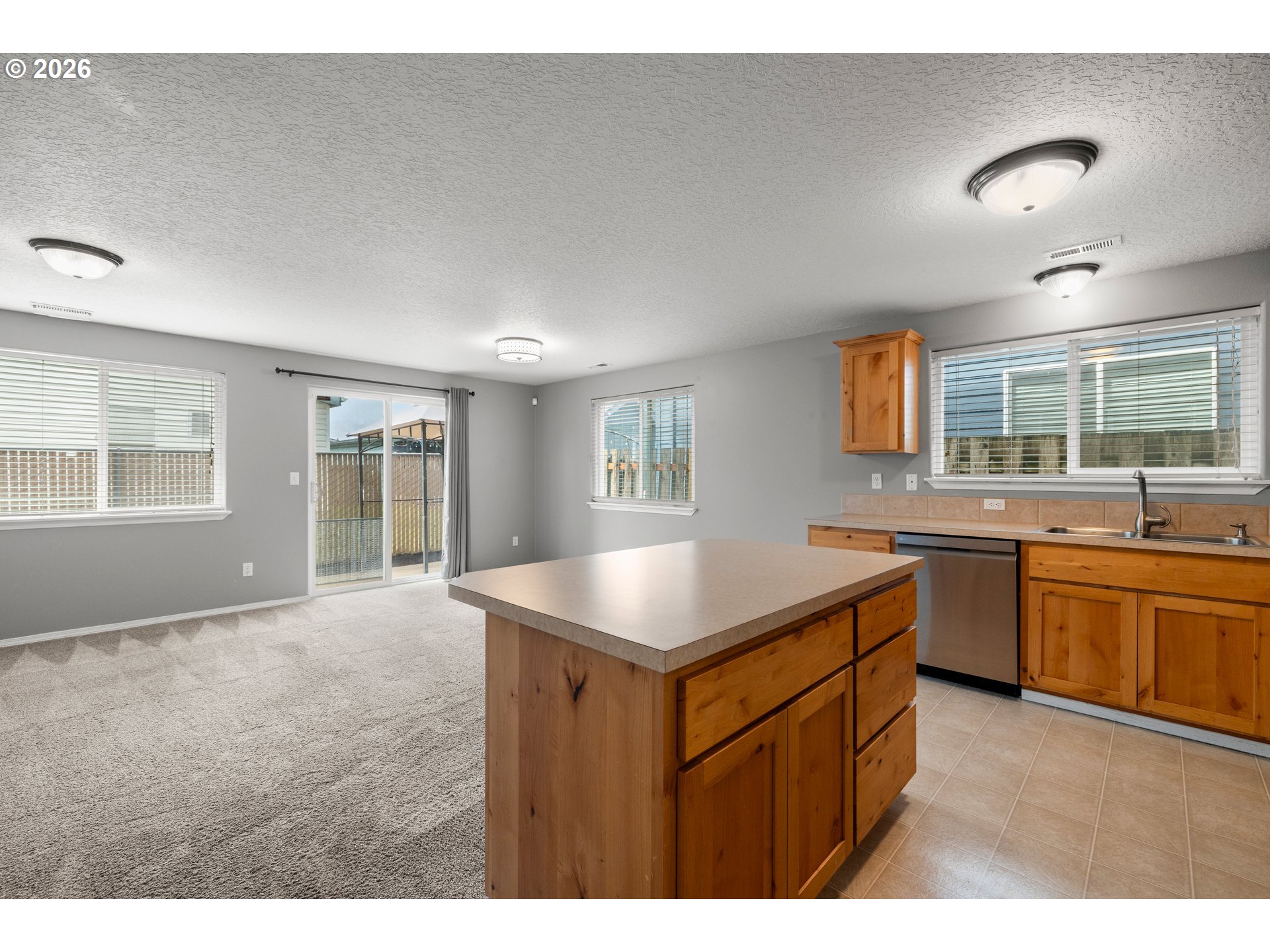 413 Lair Lane Newberg, OR 97132 - Photo 8 of 32 Kitchen