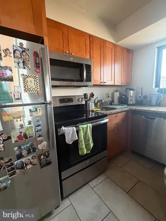 $1,850 | 1420-00 Locust Street, Unit 24J, Philadelphia, PA 19102