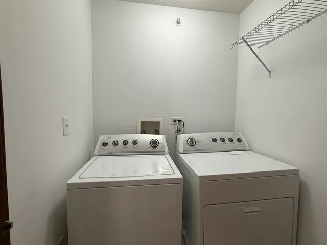 $2,300 | 4555 Camden Lane, Unit C, Yorkville, IL 60560