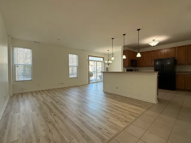 $2,300 | 4555 Camden Lane, Unit C, Yorkville, IL 60560