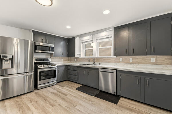 6 Middle Street Saco, ME 04072 - Photo 4 of 47 Kitchen