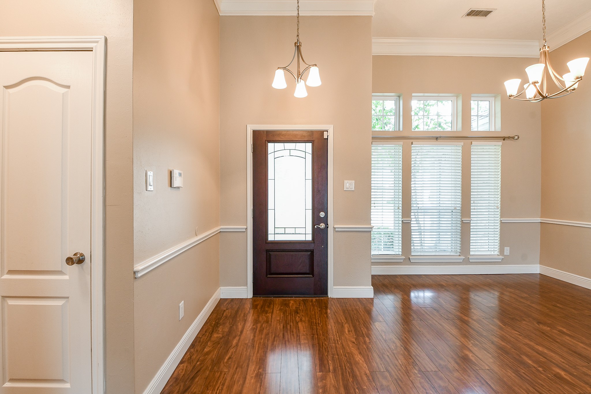 21818 Windsor Castle Drive Spring, TX 77388 - Photo 3 of 32 Open Foyer