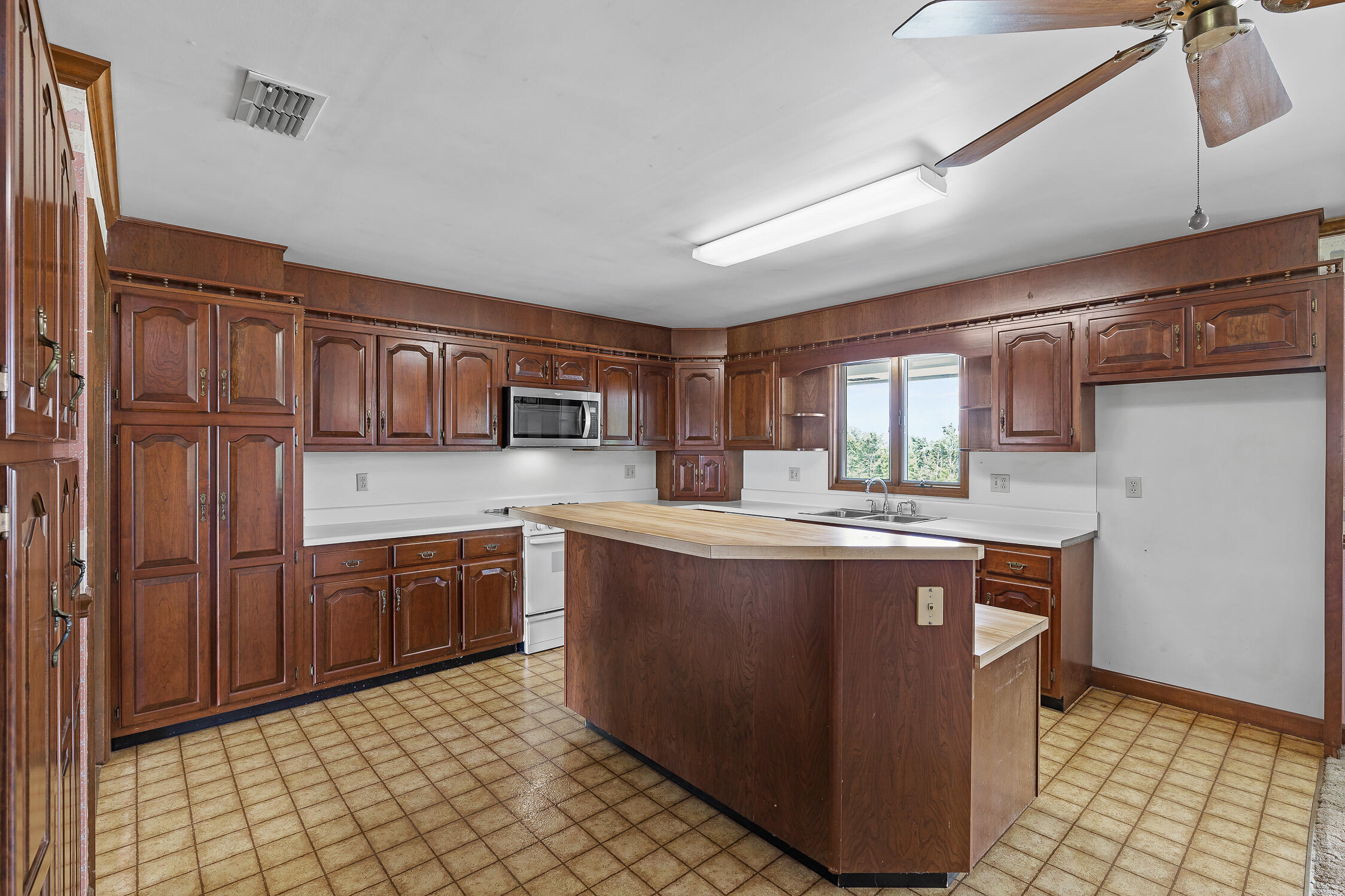 557 Meadow Lark Road Dunlap, TN 37327 - Photo 27 of 79 Meadow-35