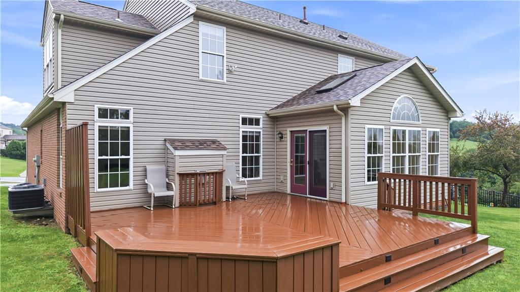 237 Field Club Circle McKees Rocks, PA 15136 - Photo 12 of 47 Gallery Image 12
