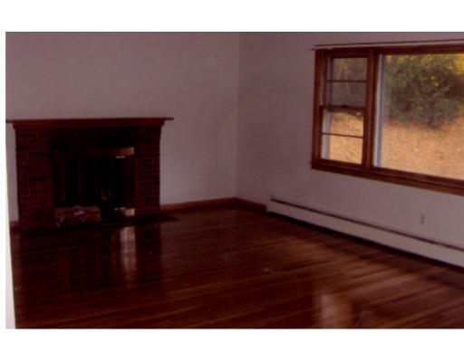 1 Fair Oak Road Springfield, MA 01128 - Photo 10 of 18