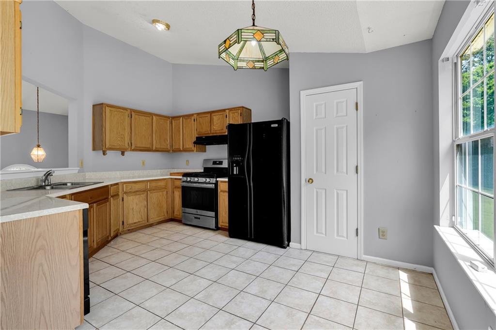 7153 New Dale Road Rex, GA 30273 - Photo 6 of 43