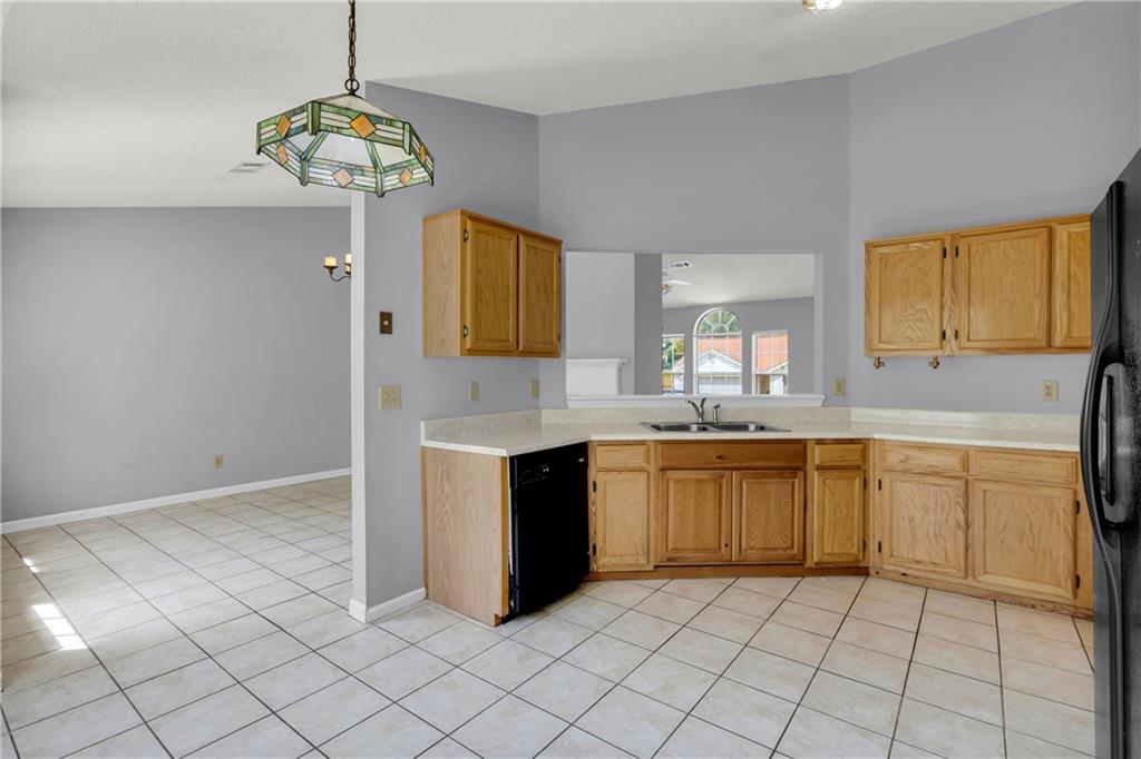 7153 New Dale Road Rex, GA 30273 - Photo 7 of 43